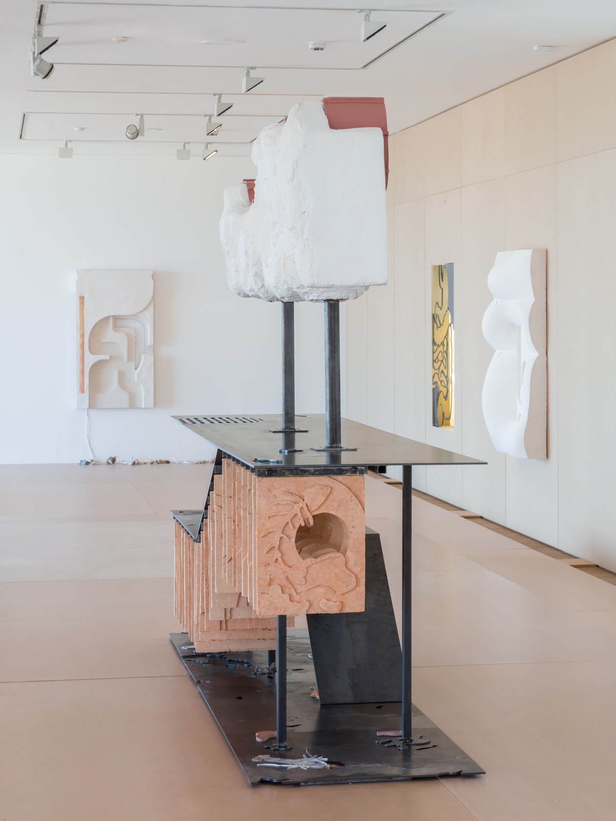 Holly Hendry, Lingua, 2021