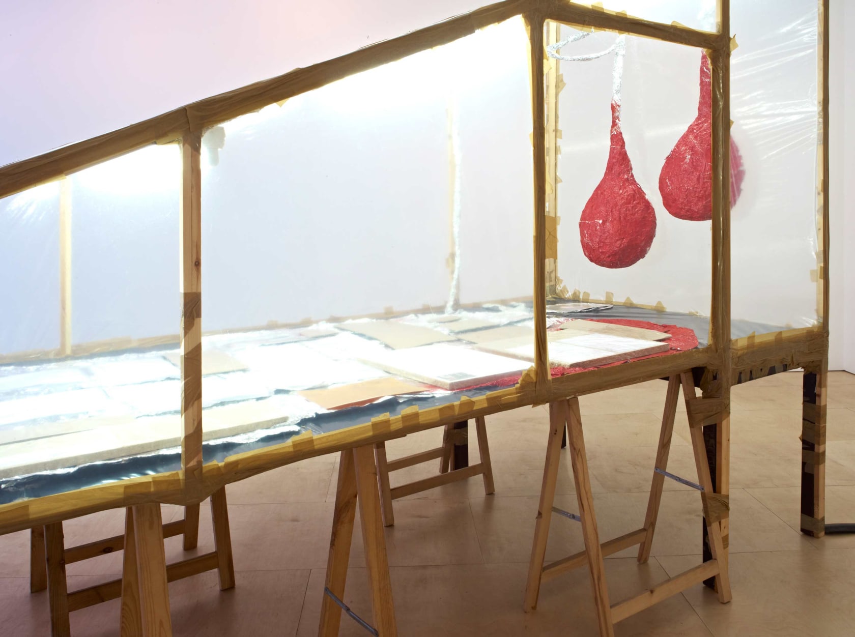 Thomas Hirschhorn, Flipper Mit Roten Tränen, 1996