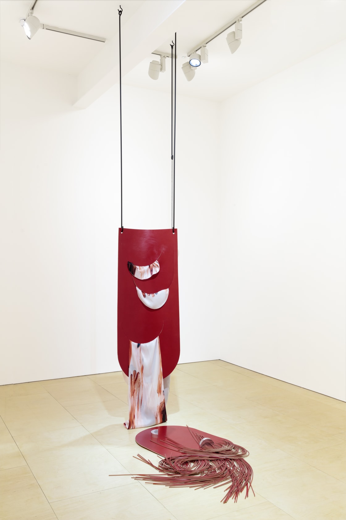 Claire Barclay, Fallen, 2015