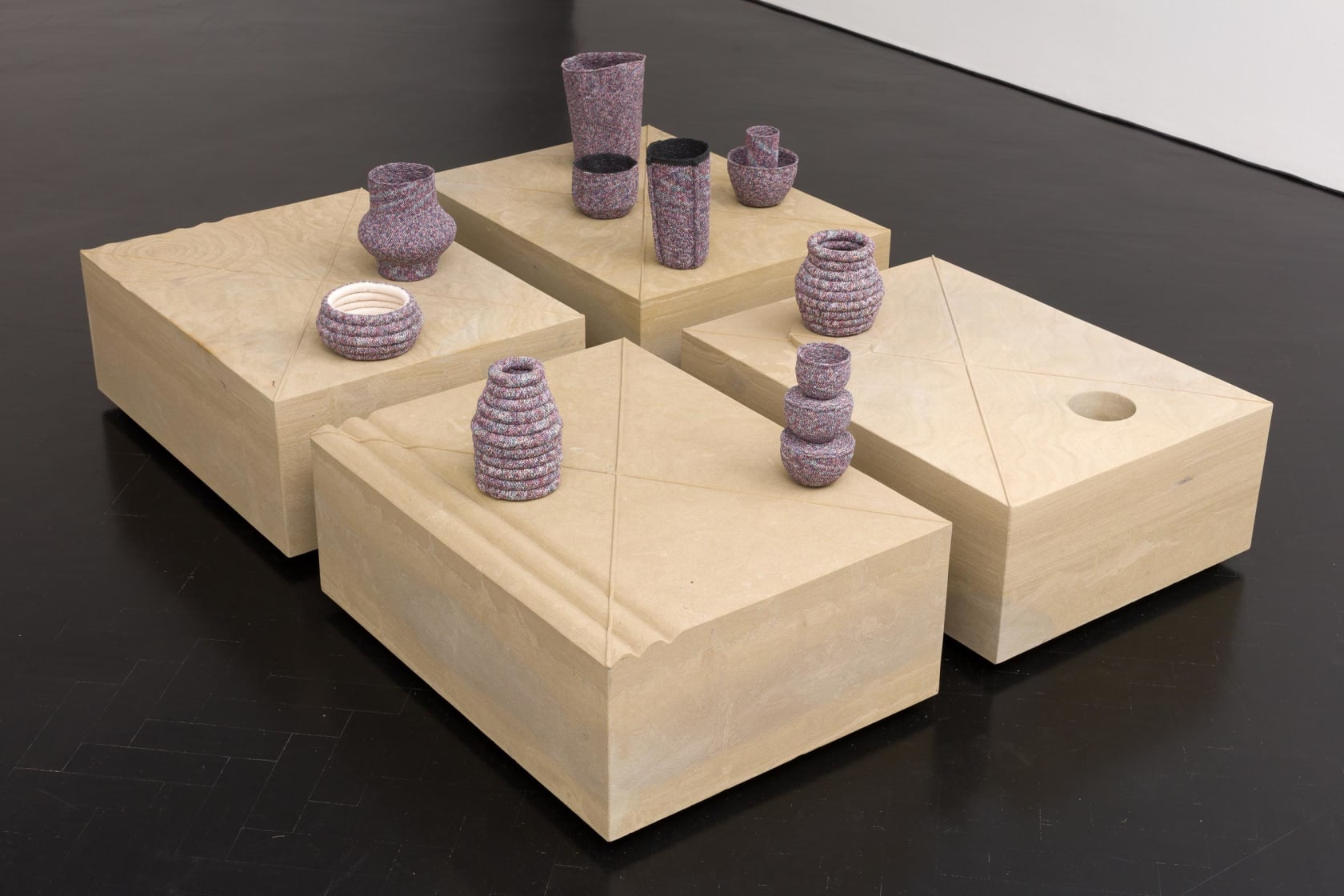 Tonico Lemos Auad, Unruly Architecture / Stone, 2018