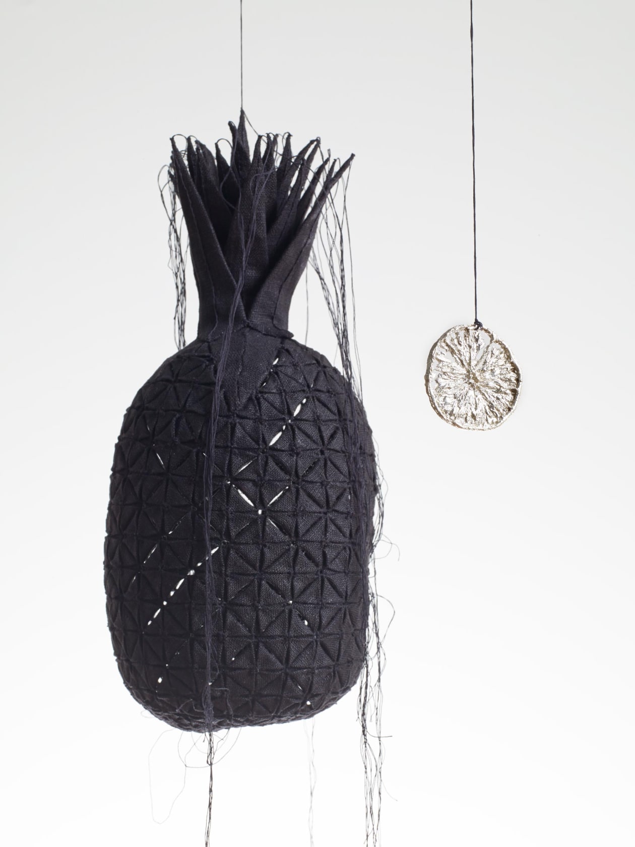 Tonico Lemos Auad, Black Pineapple, 2013
