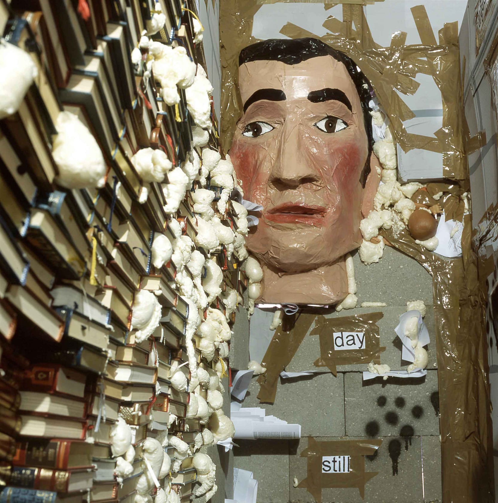 Thomas Hirschhorn, Unfinished Walls, 2004