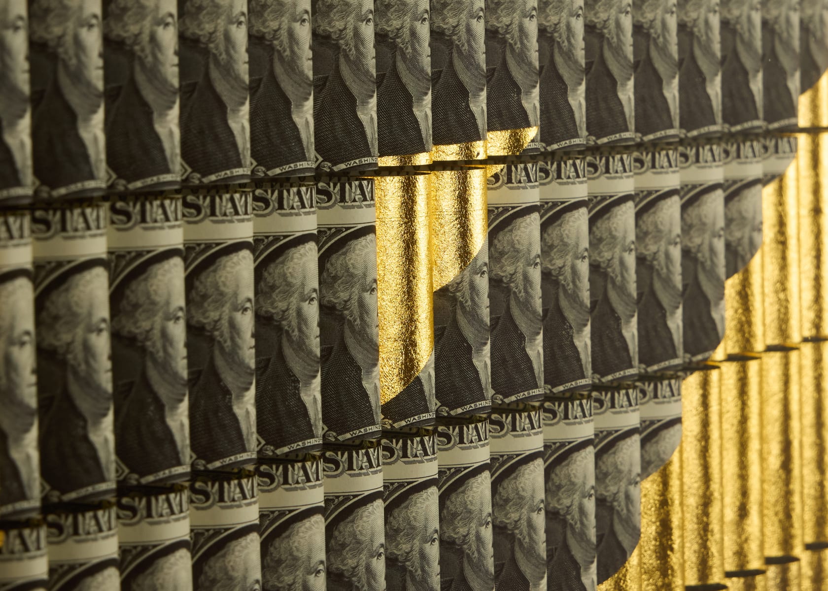 Santiago Montoya, Waiting for Superman (Golden II), 2018