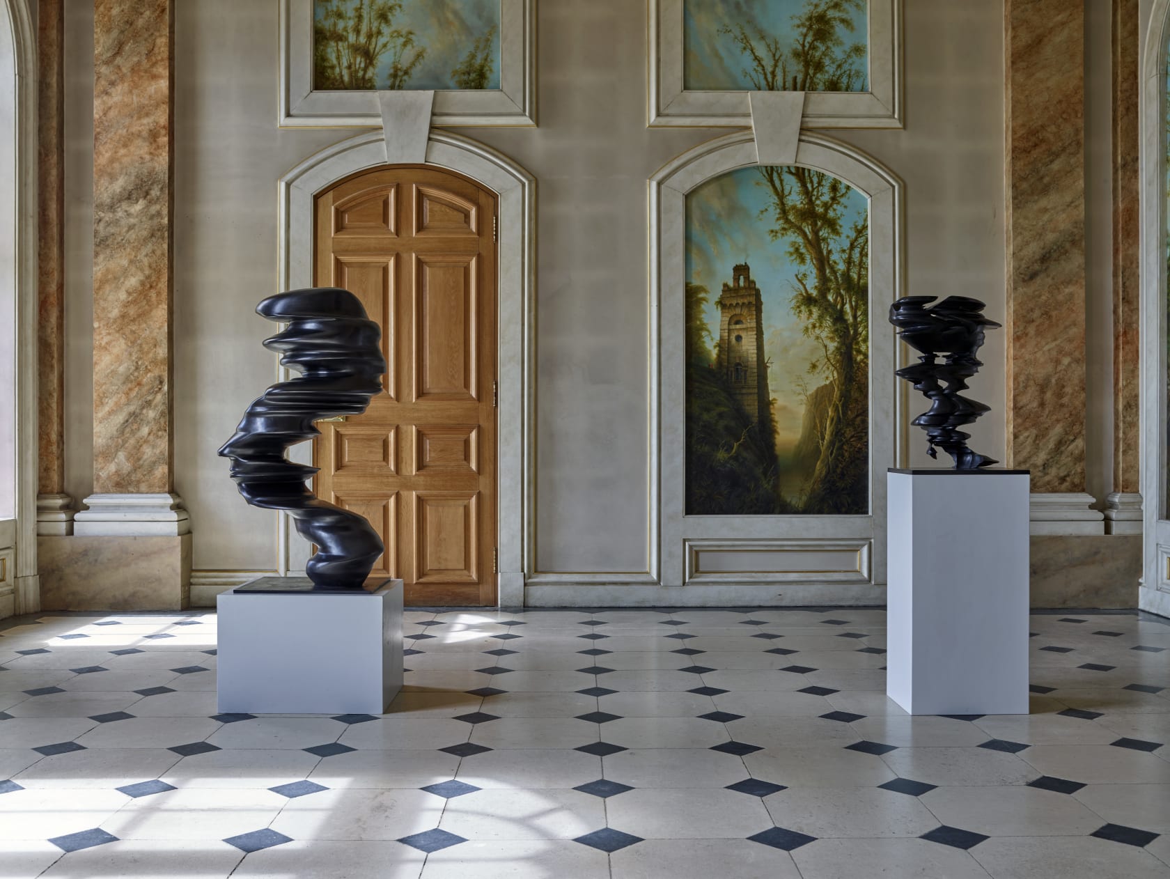 Tony Cragg at Castle Howard Installation view, Castle Howard, North Yorkshire, 2024 Photo: Michael Richter.