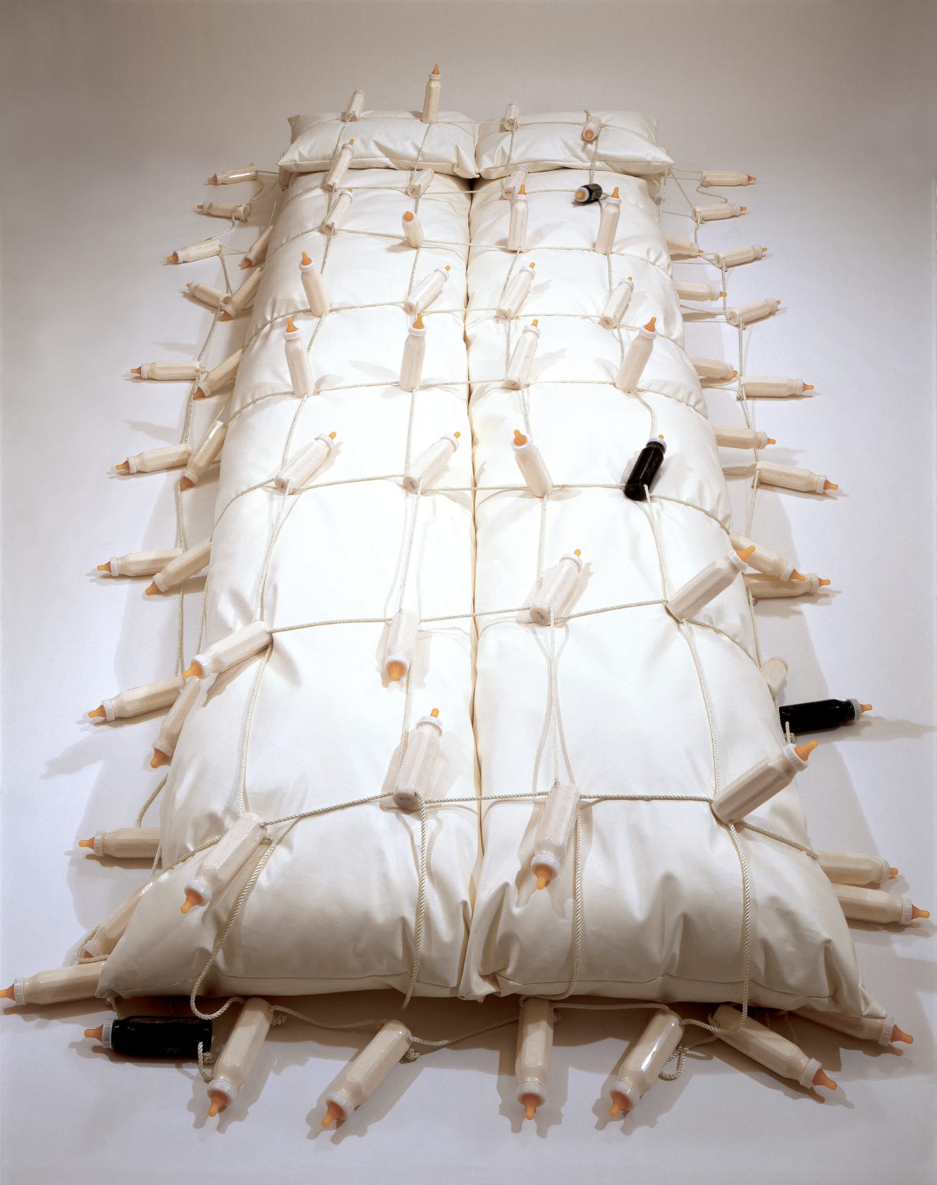 Rona Pondick, Double Bed, 1989