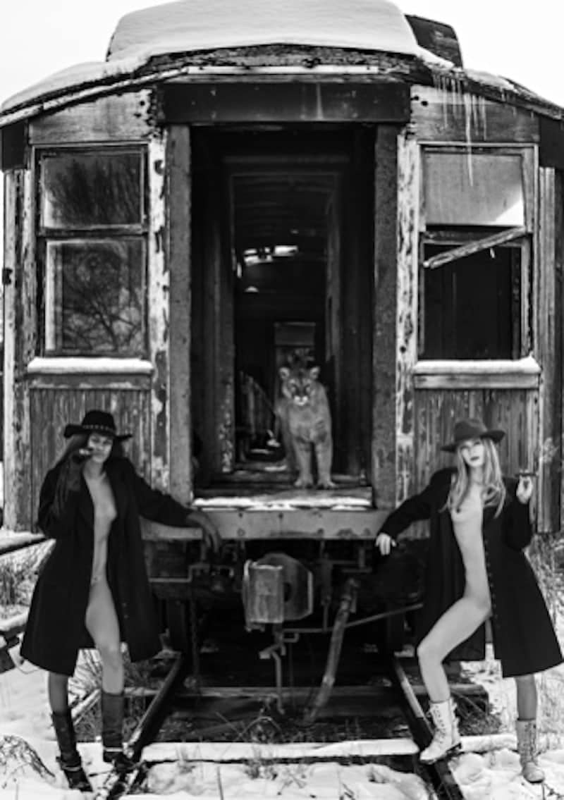 David Yarrow, Let's Catch The Last Train Home, 2017