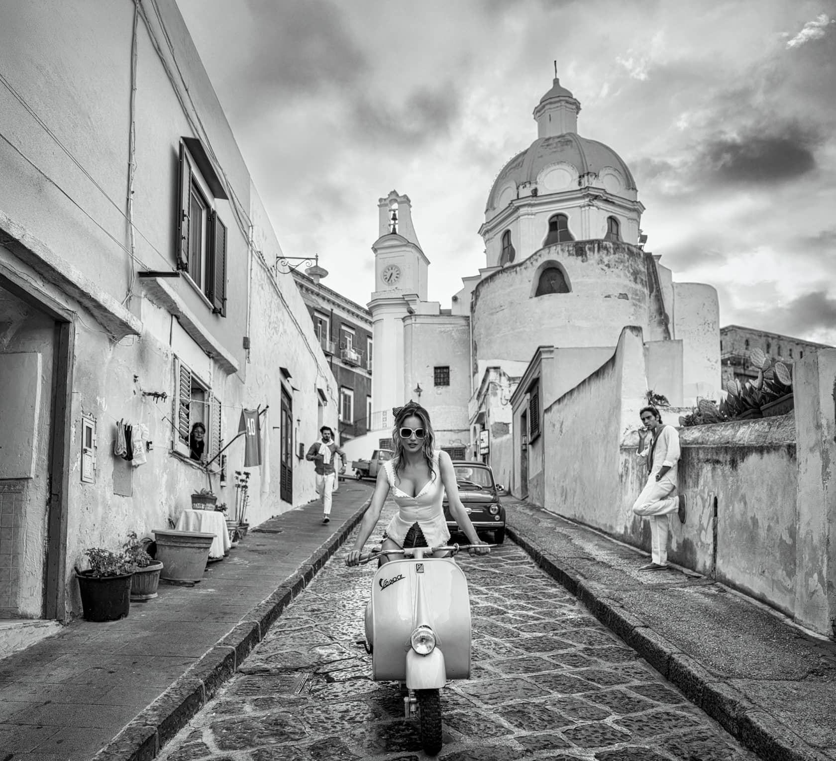 David Yarrow, The Girl On The Vespa, 2025