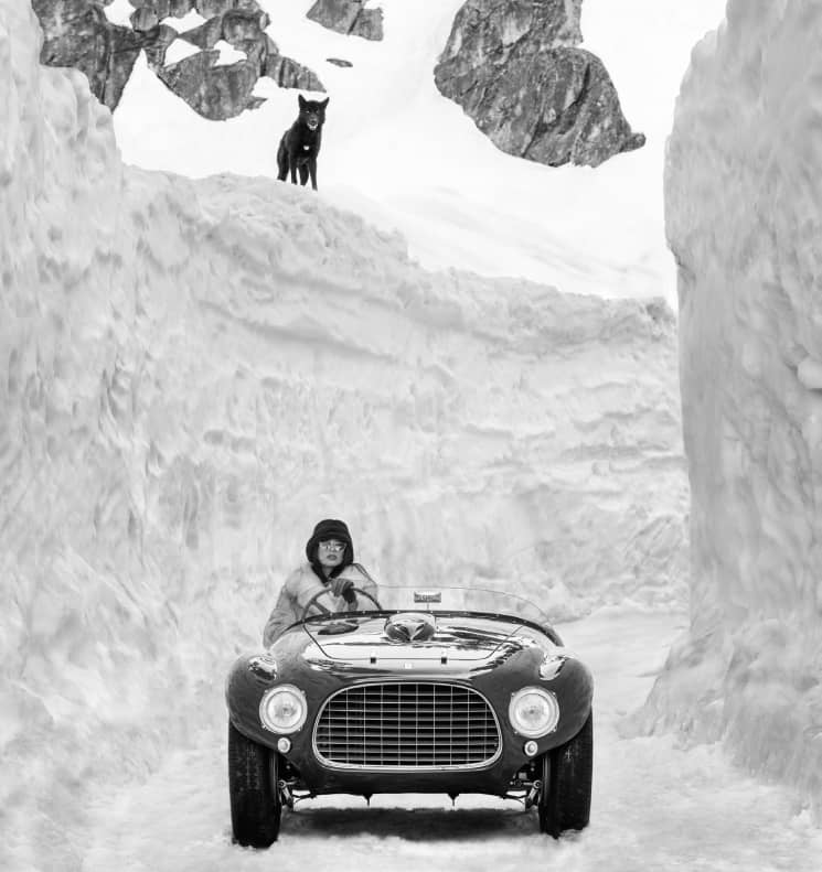 David Yarrow, Rear View Mirror, 2024