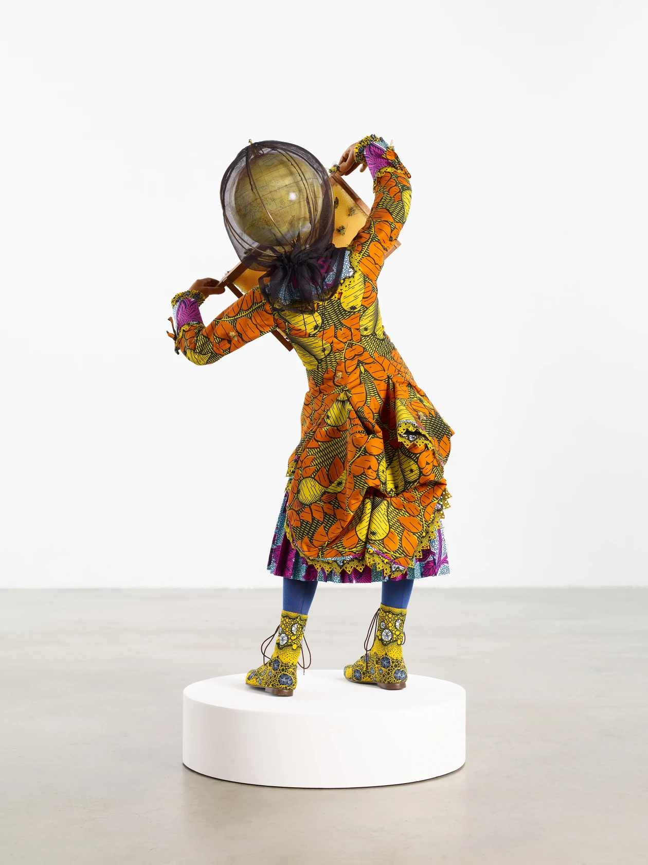 Yinka Shonibare, Beekeeper Girl II, 2022