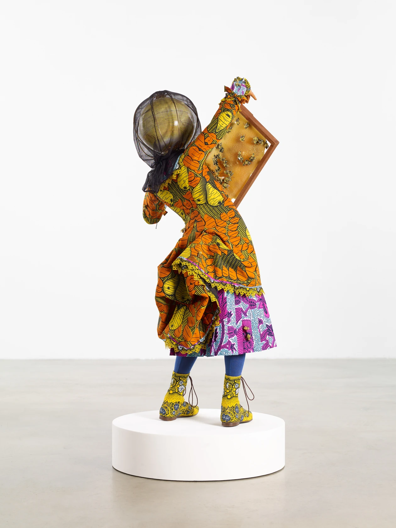 Yinka Shonibare, Beekeeper Girl II, 2022