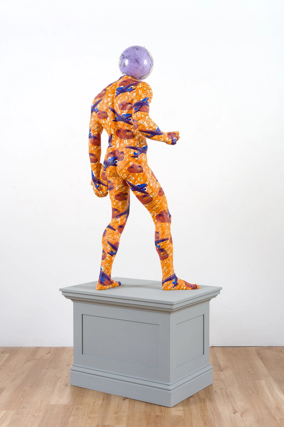 Yinka Shonibare, Discobolus (after Naukydes), 2017