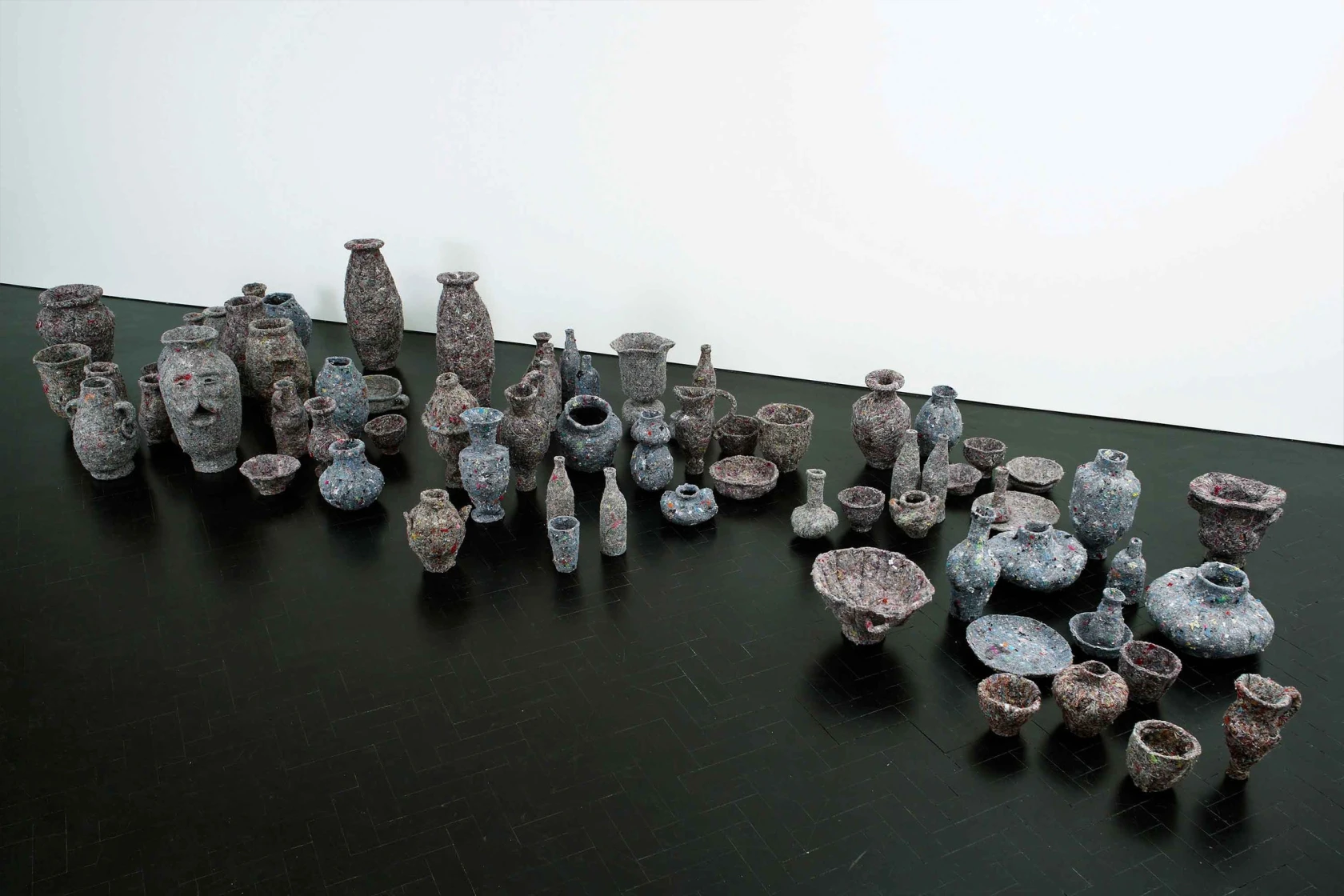 Tonico Lemos Auad, MOUTH, EARS, EYES just like us, 2009