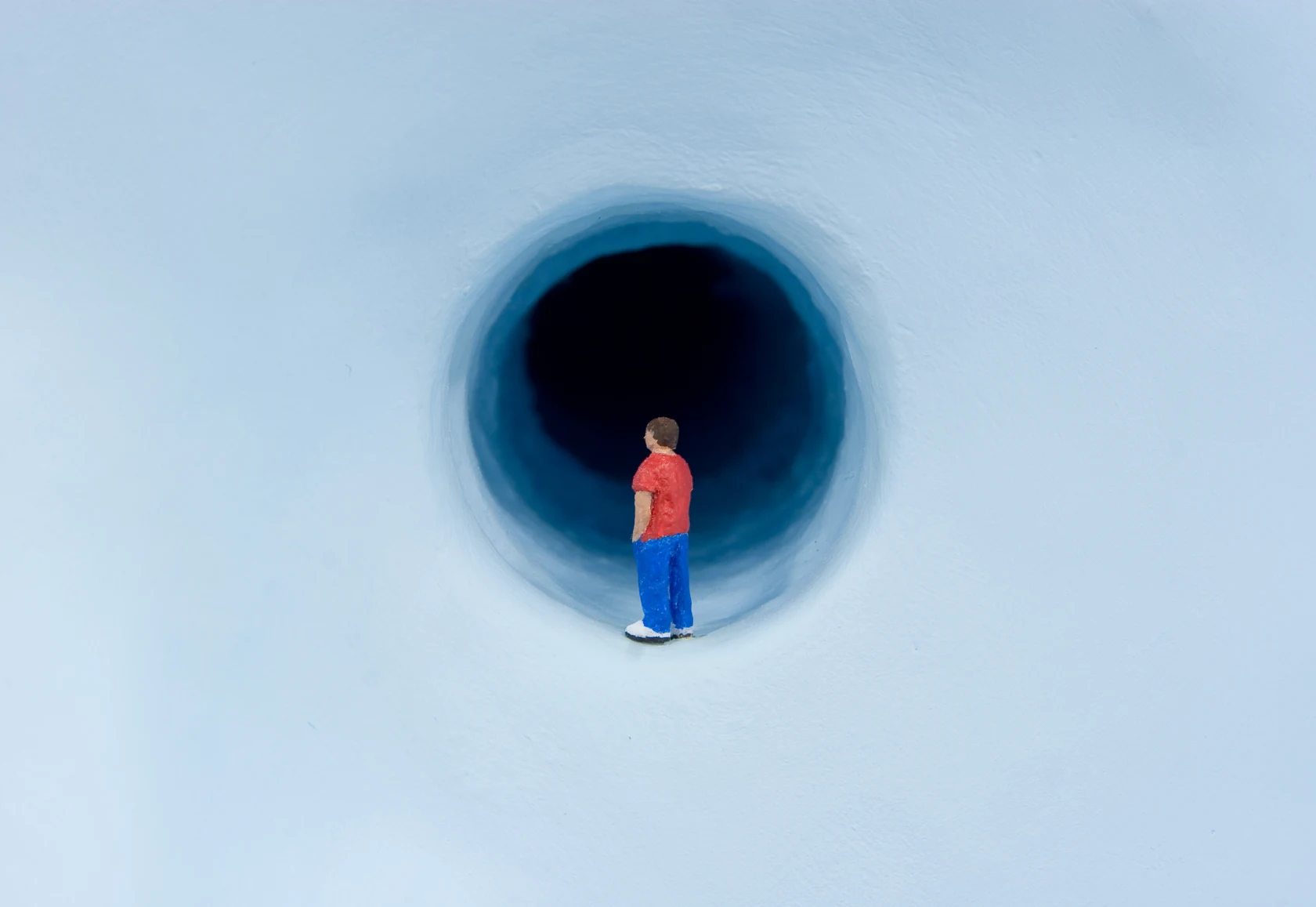 Tom Friedman Bigbluefigure, 2006-2010