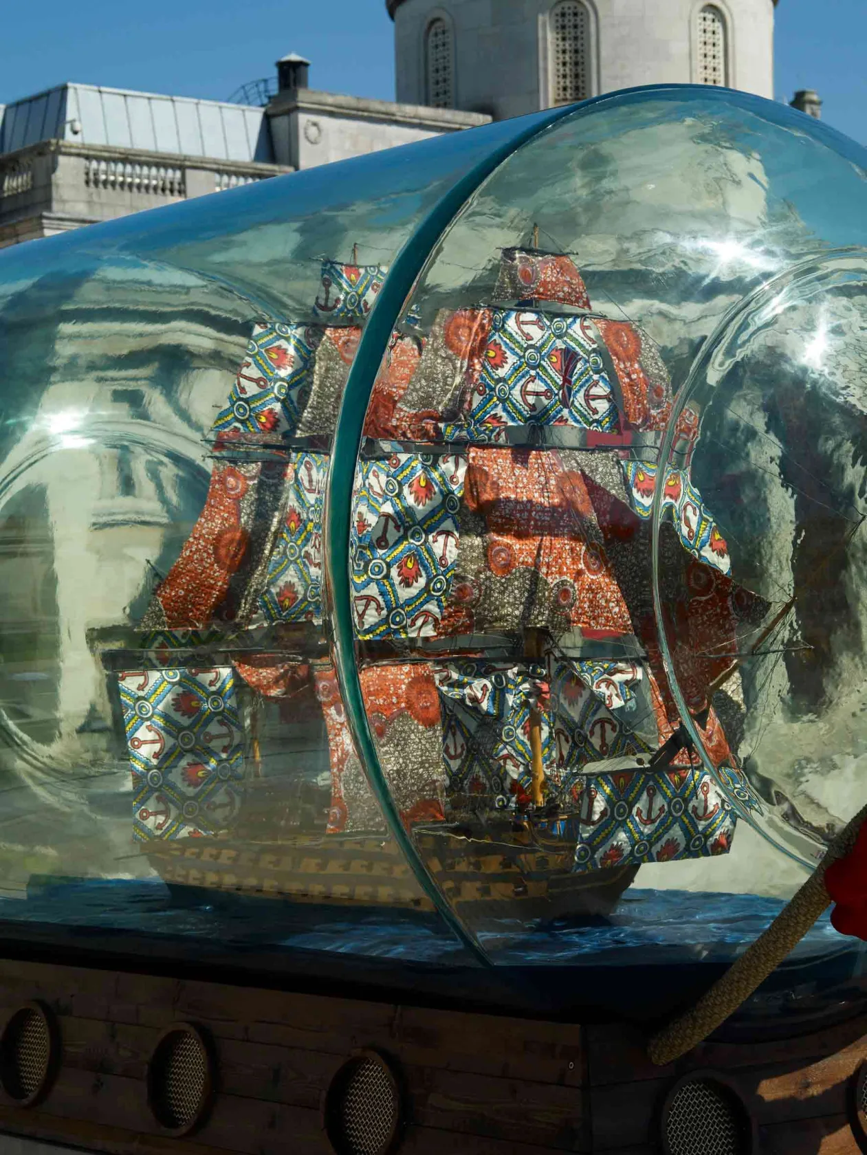 Yinka Shonibare, Nelson’s Ship in a Bottle, 2010