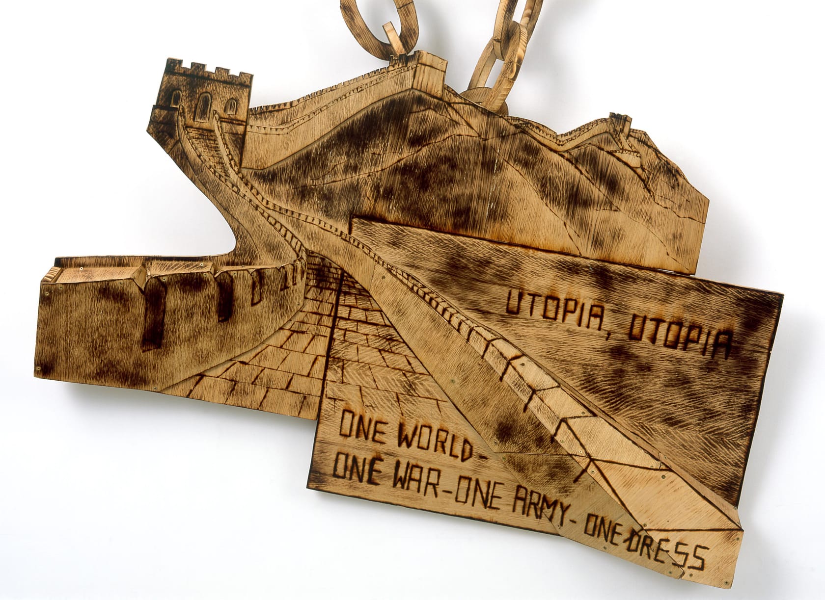 Thomas Hirschhorn, Wood-Chain VII (Great Wall of China), 2004
