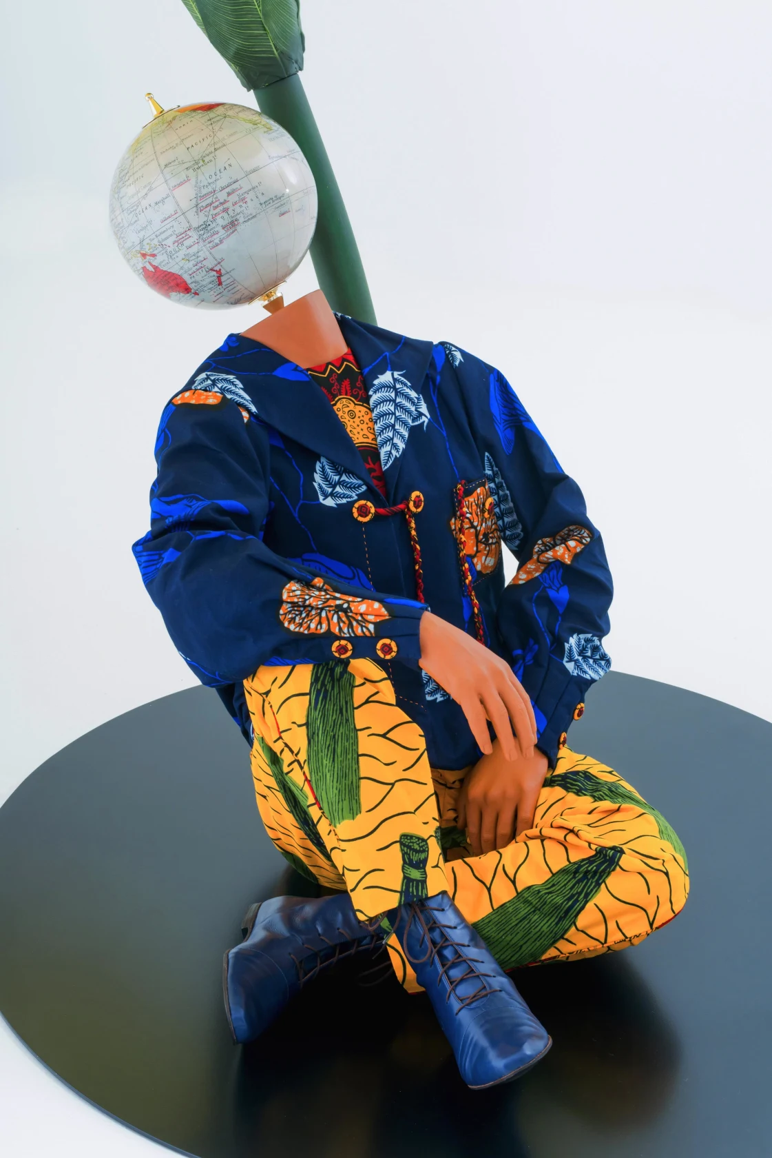 Yinka Shonibare, Boy Sitting Beside Hibiscus Flower, 2015