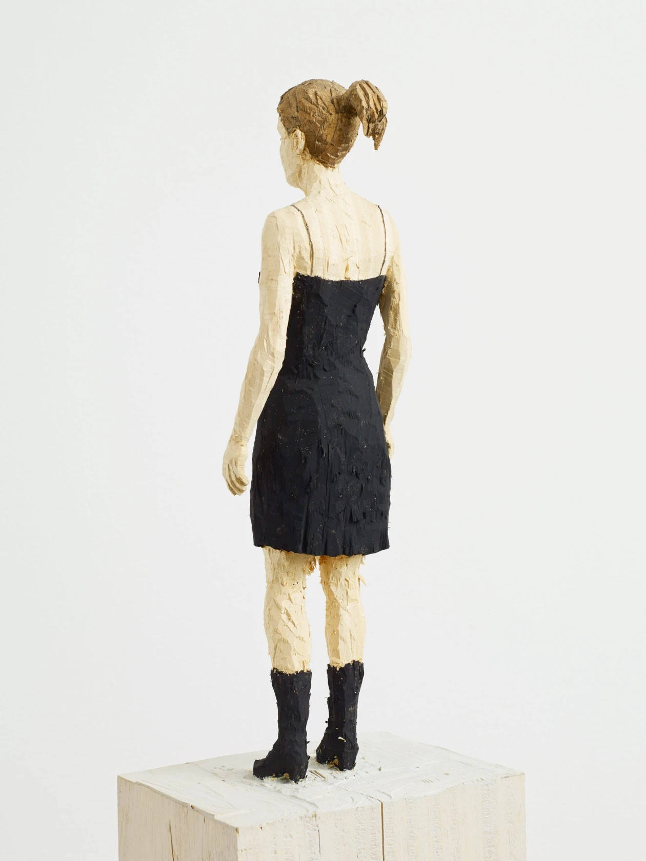 Stephan Balkenhol, Woman in Black Dress, 2014