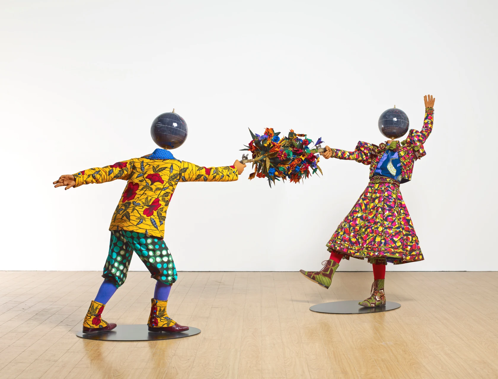 Yinka Shonibare, Flower Power Kids (Dueling), 2014