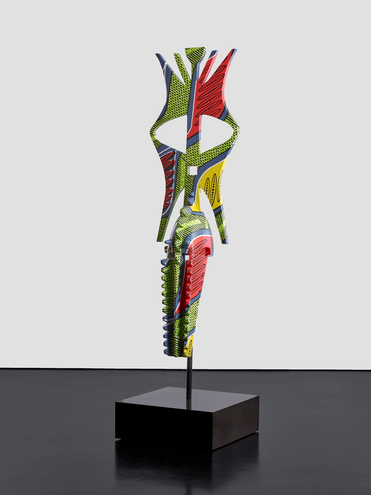 Yinka Shonibare, Hybrid Mask (Nwenka), 2021