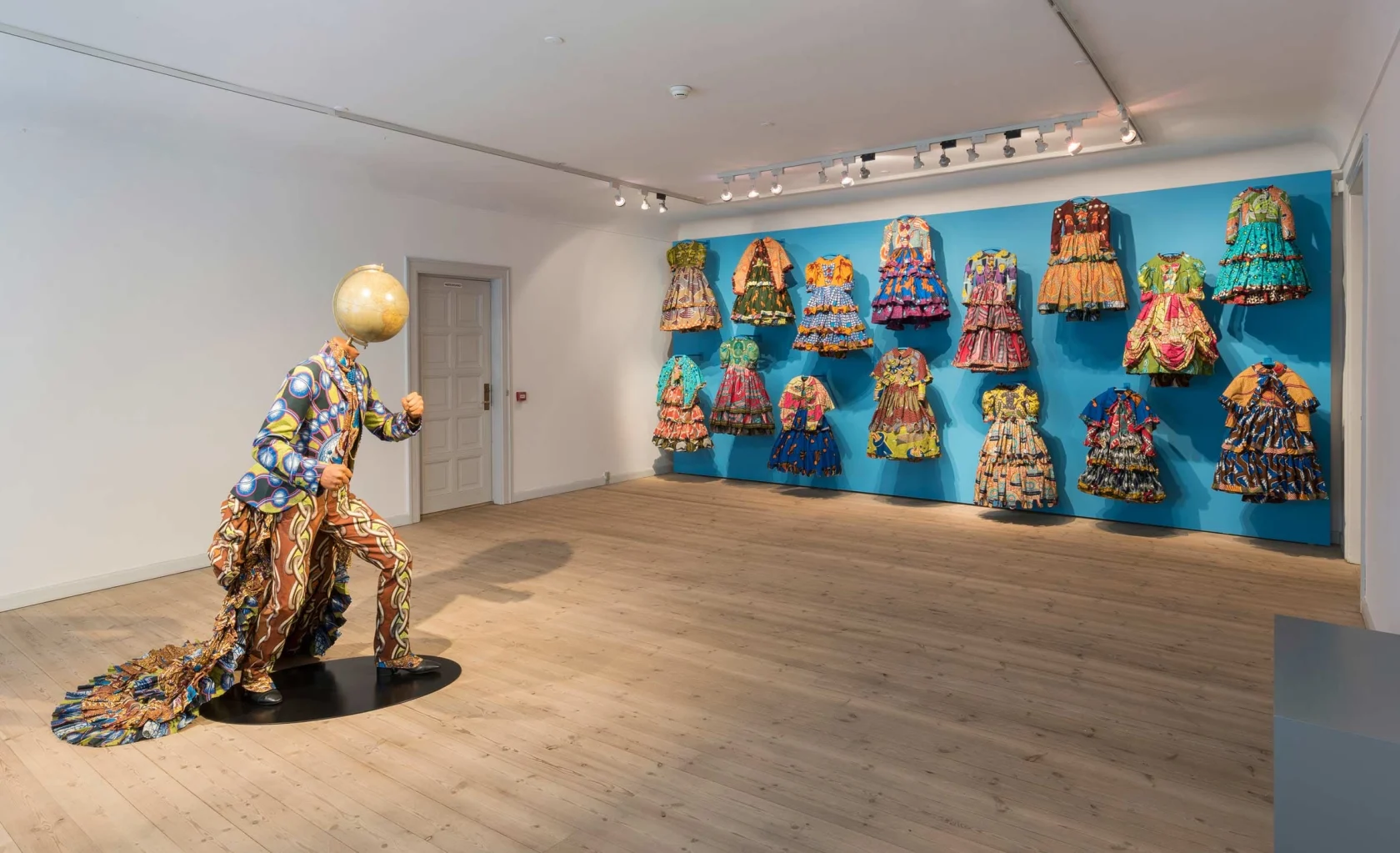 Yinka Shonibare Little Rich Girls, 2010