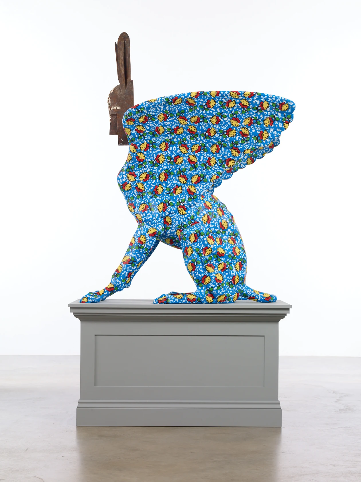 Yinka Shonibare, Hybrid Sculpture (Sphinx), 2021