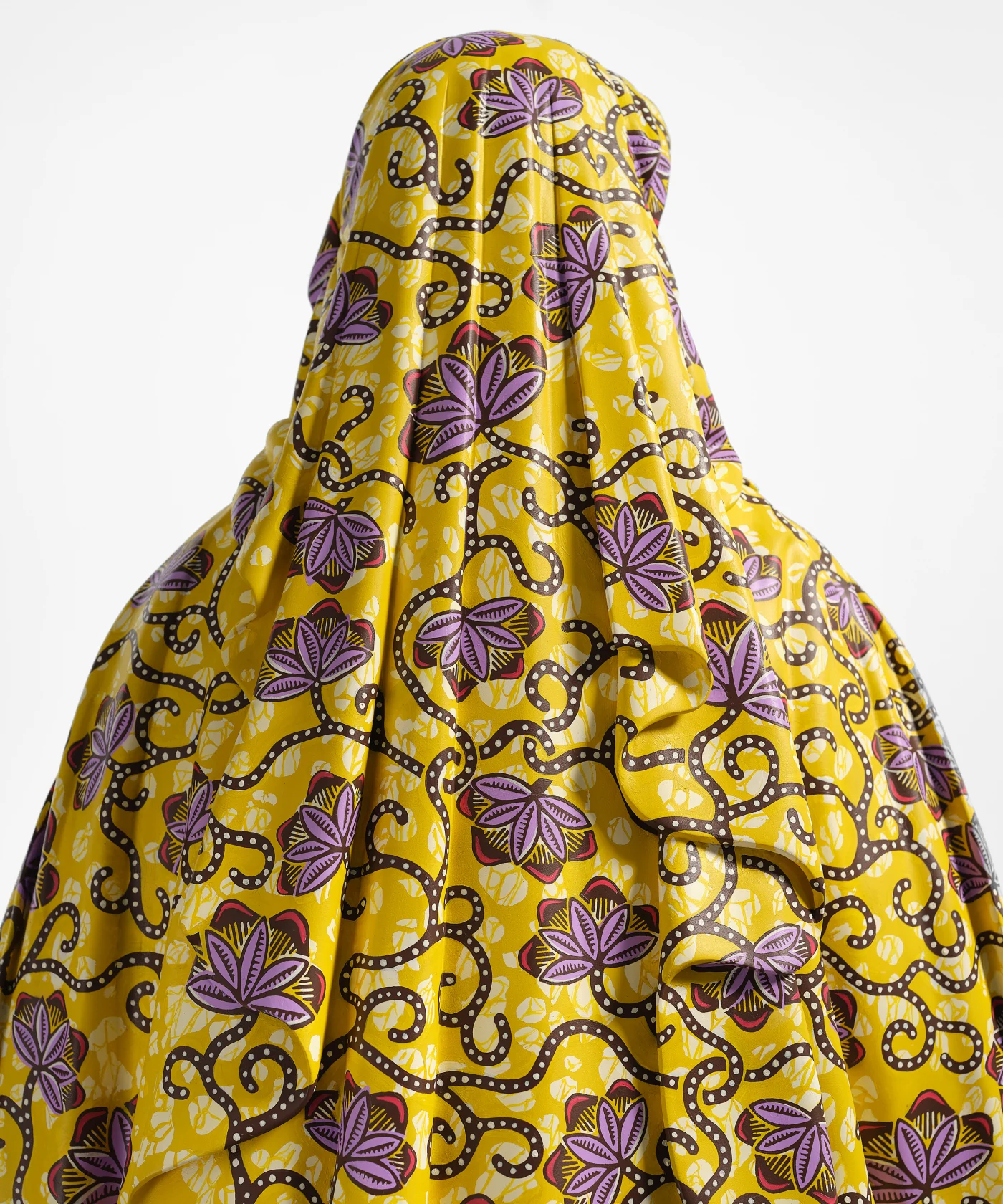 Yinka Shonibare Decolonised Structures (Queen Victoria), 2022