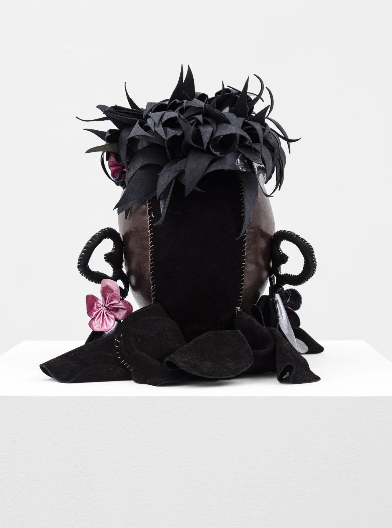 Tau Lewis Star, 2021