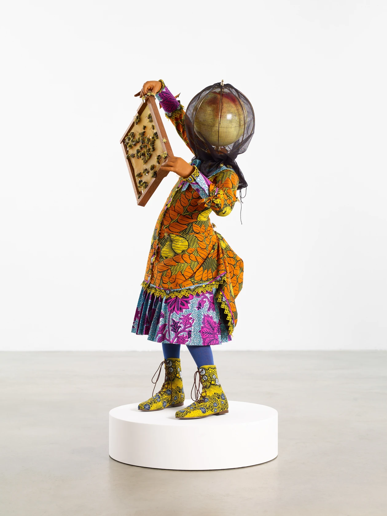 Yinka Shonibare, Beekeeper Girl II, 2022