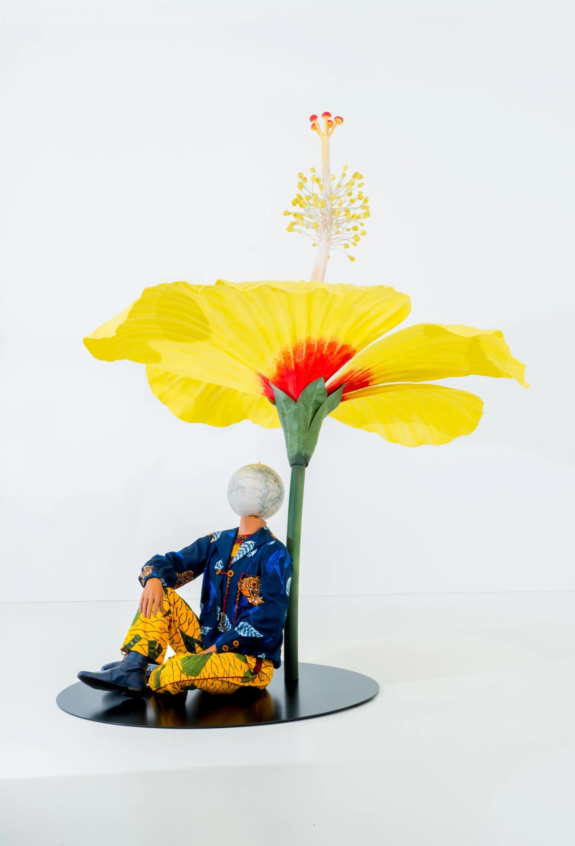 Yinka Shonibare, Boy Sitting Beside Hibiscus Flower, 2015