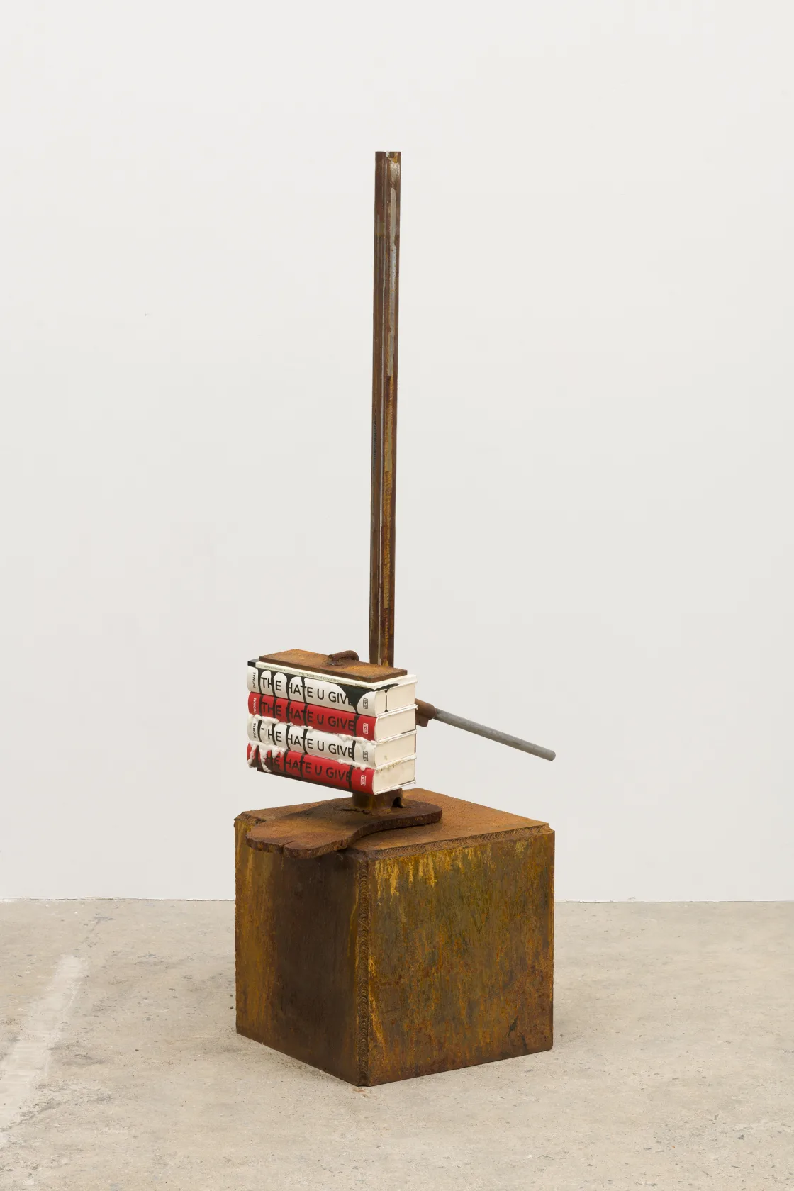 Deborah Roberts, trumpet of consciousness, 2019