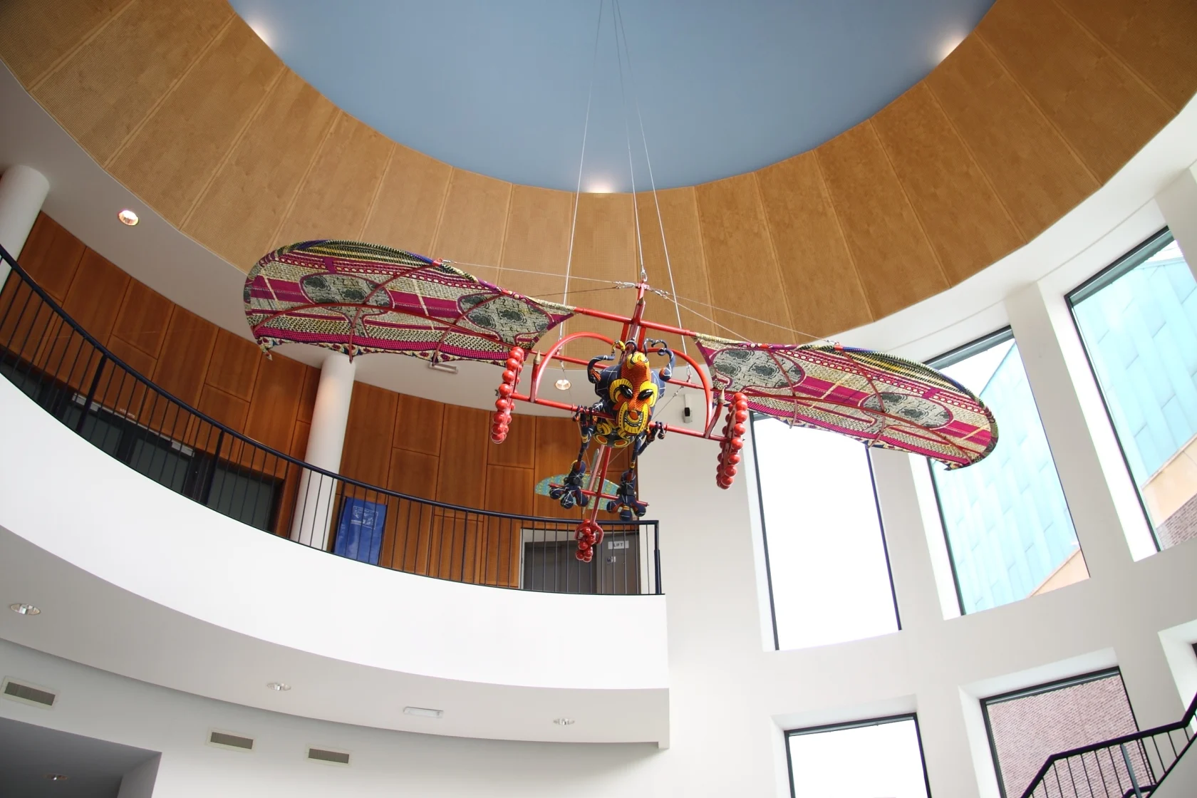Yinka Shonibare, Alien woman on flying machine, 2011