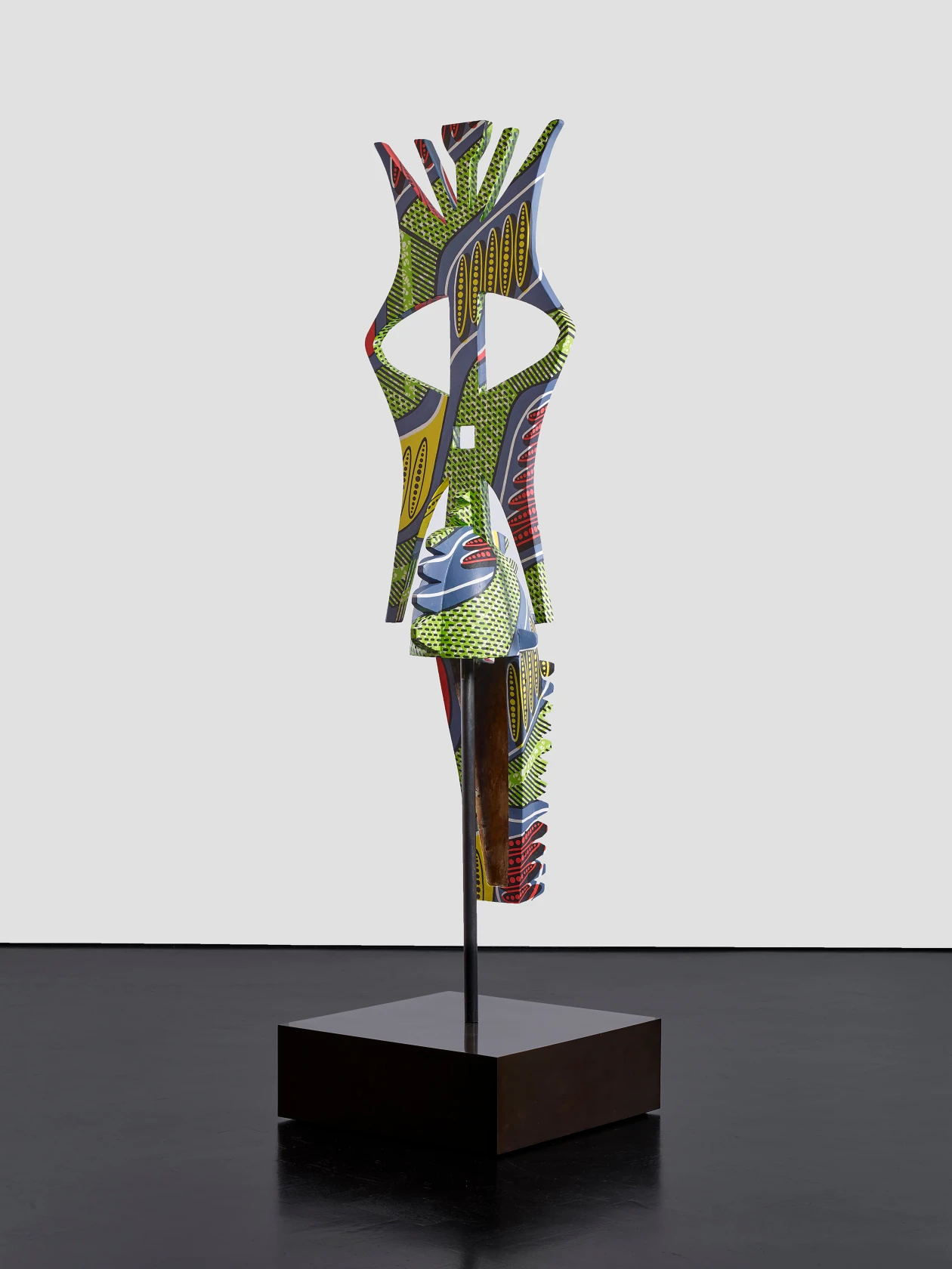 Yinka Shonibare, Hybrid Mask (Nwenka), 2021