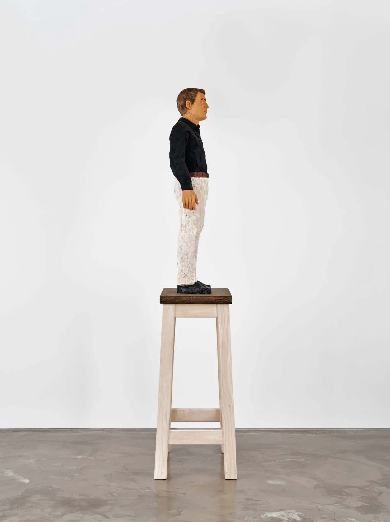 Stephan Balkenhol, Classic man on pedestal, 2019