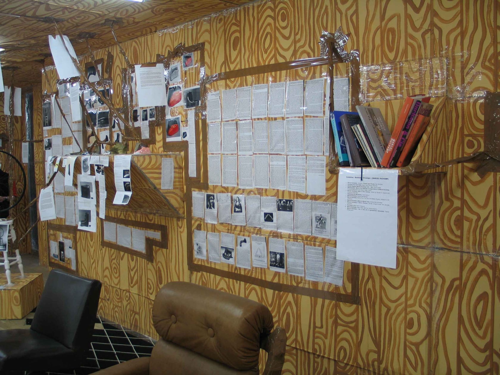 Thomas Hirschhorn, U-Lounge, 2003