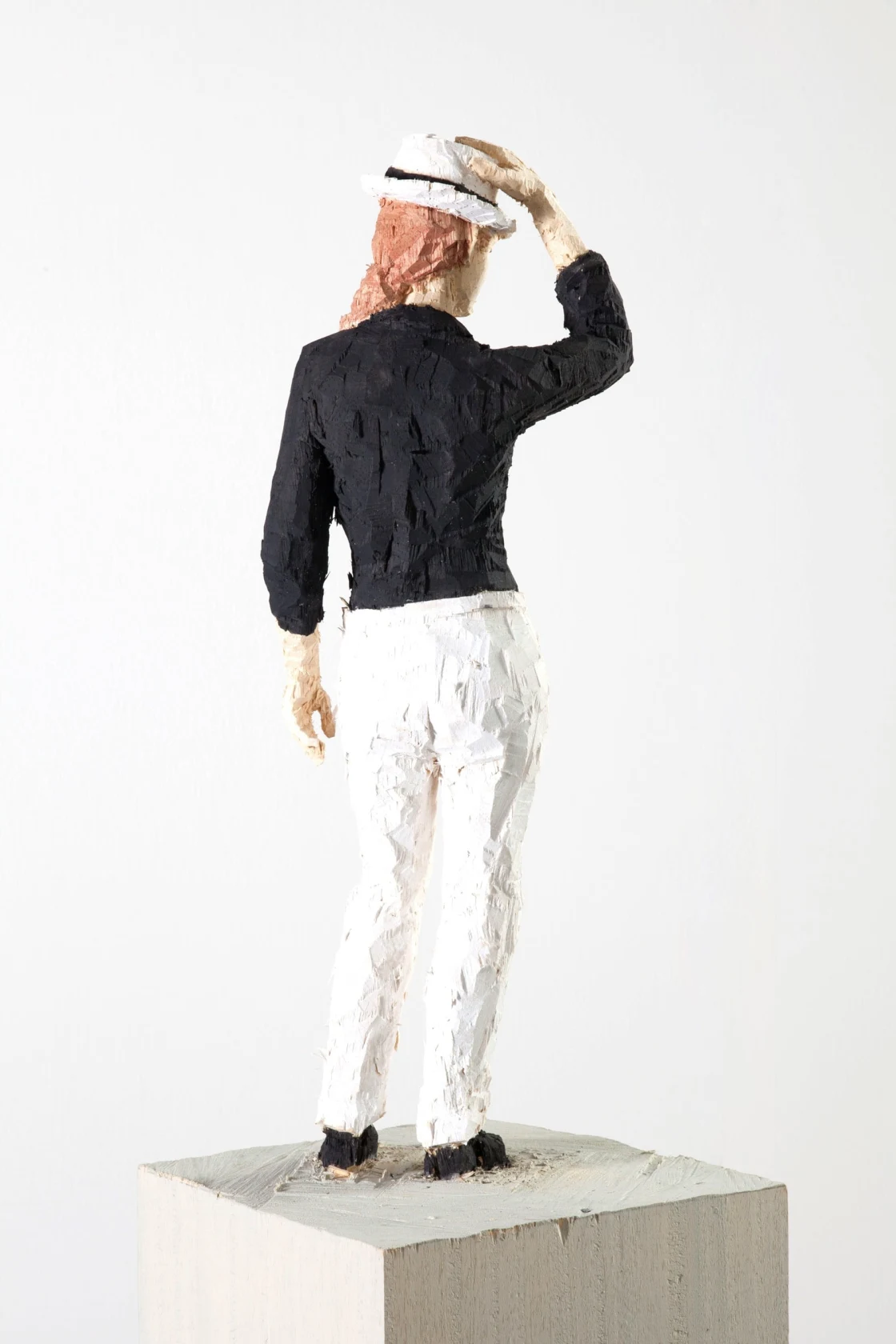 Stephan Balkenhol, Woman with White Hat, 2013