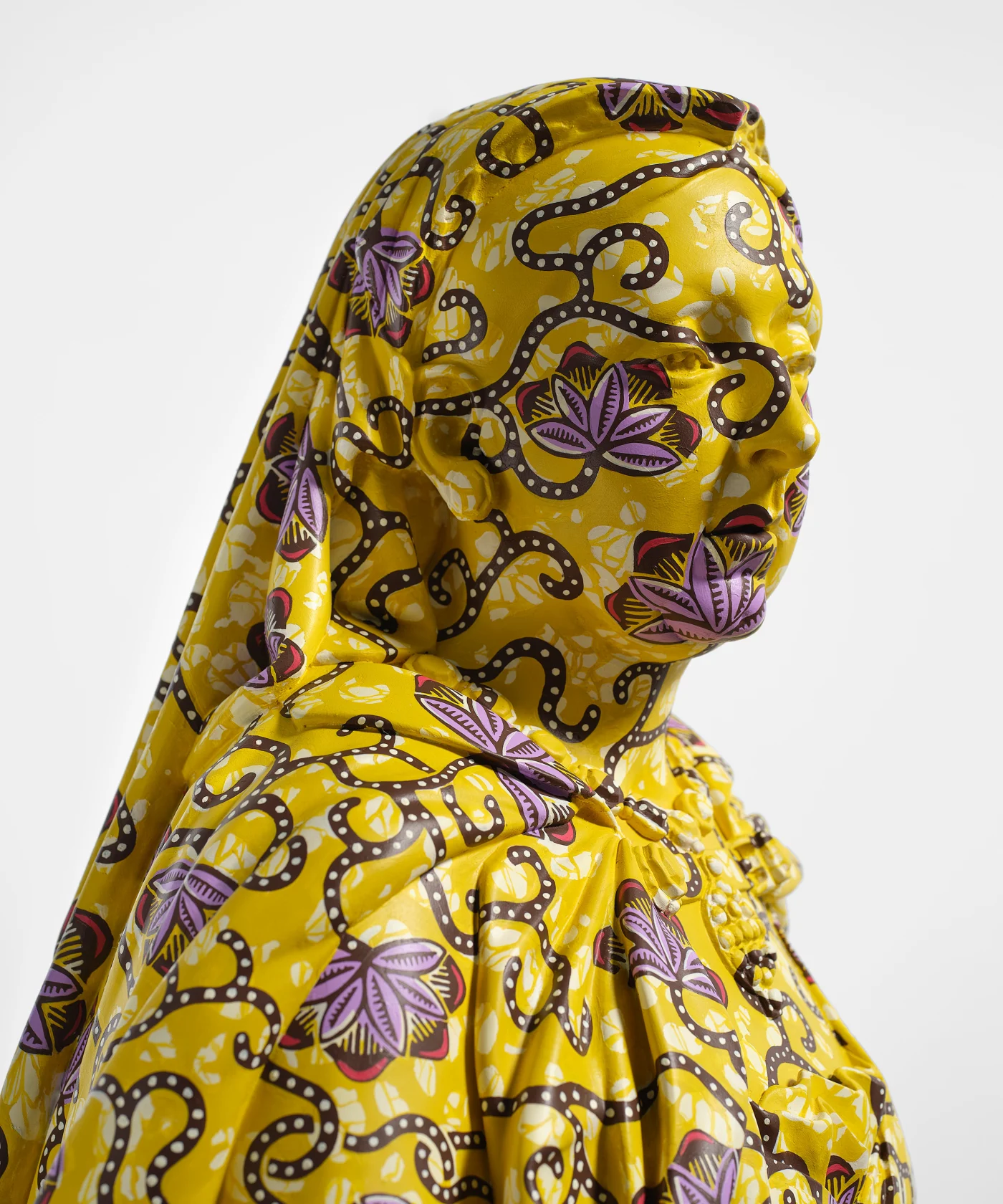 Yinka Shonibare Decolonised Structures (Queen Victoria), 2022