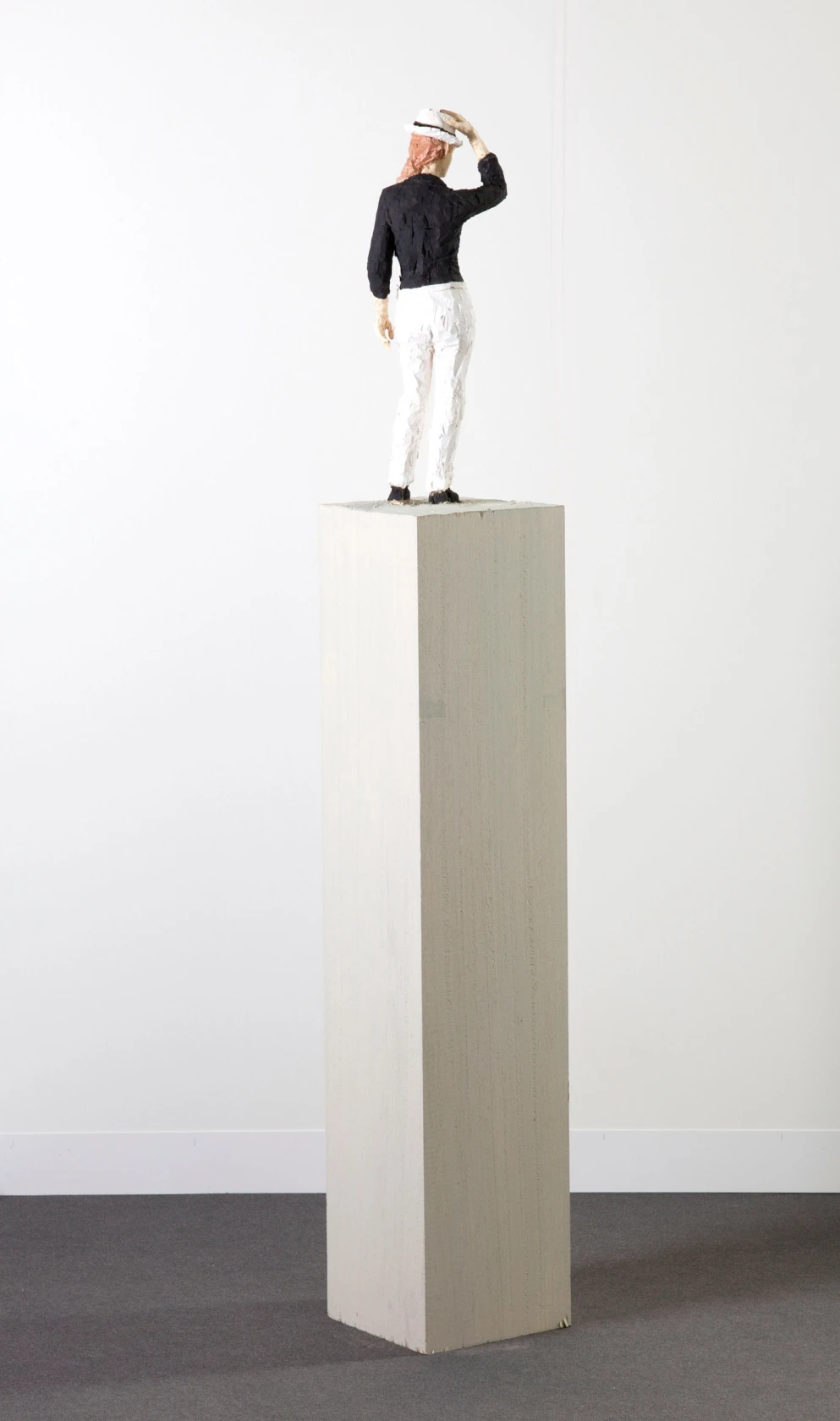 Stephan Balkenhol, Woman with White Hat, 2013