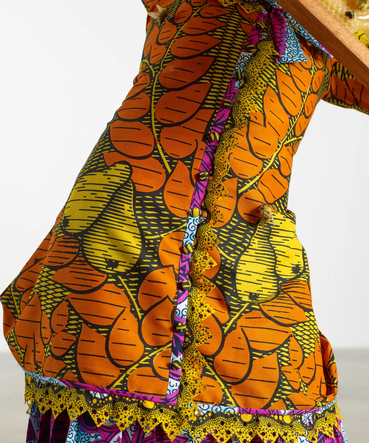 Yinka Shonibare, Beekeeper Girl II, 2022