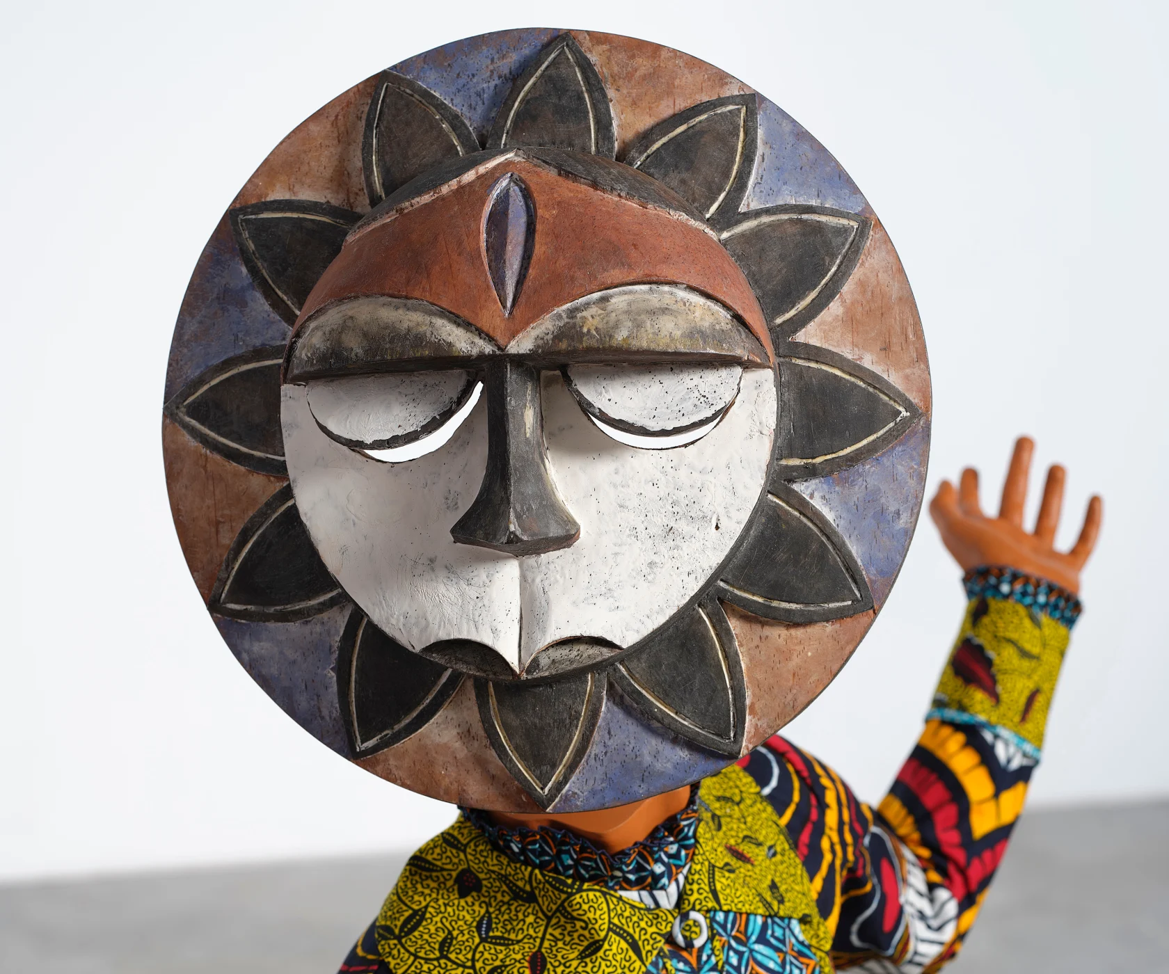 Yinka Shonibare Sun Dance Kids (Boy and Girl), 2023