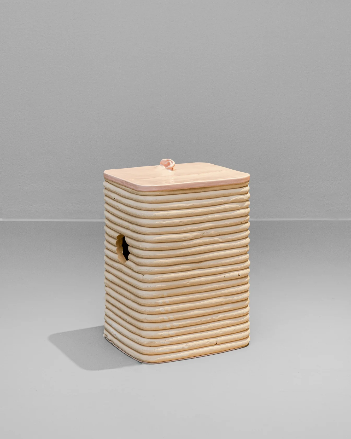 Jonathan Baldock, Earthly Coil (Hearing), 2021
