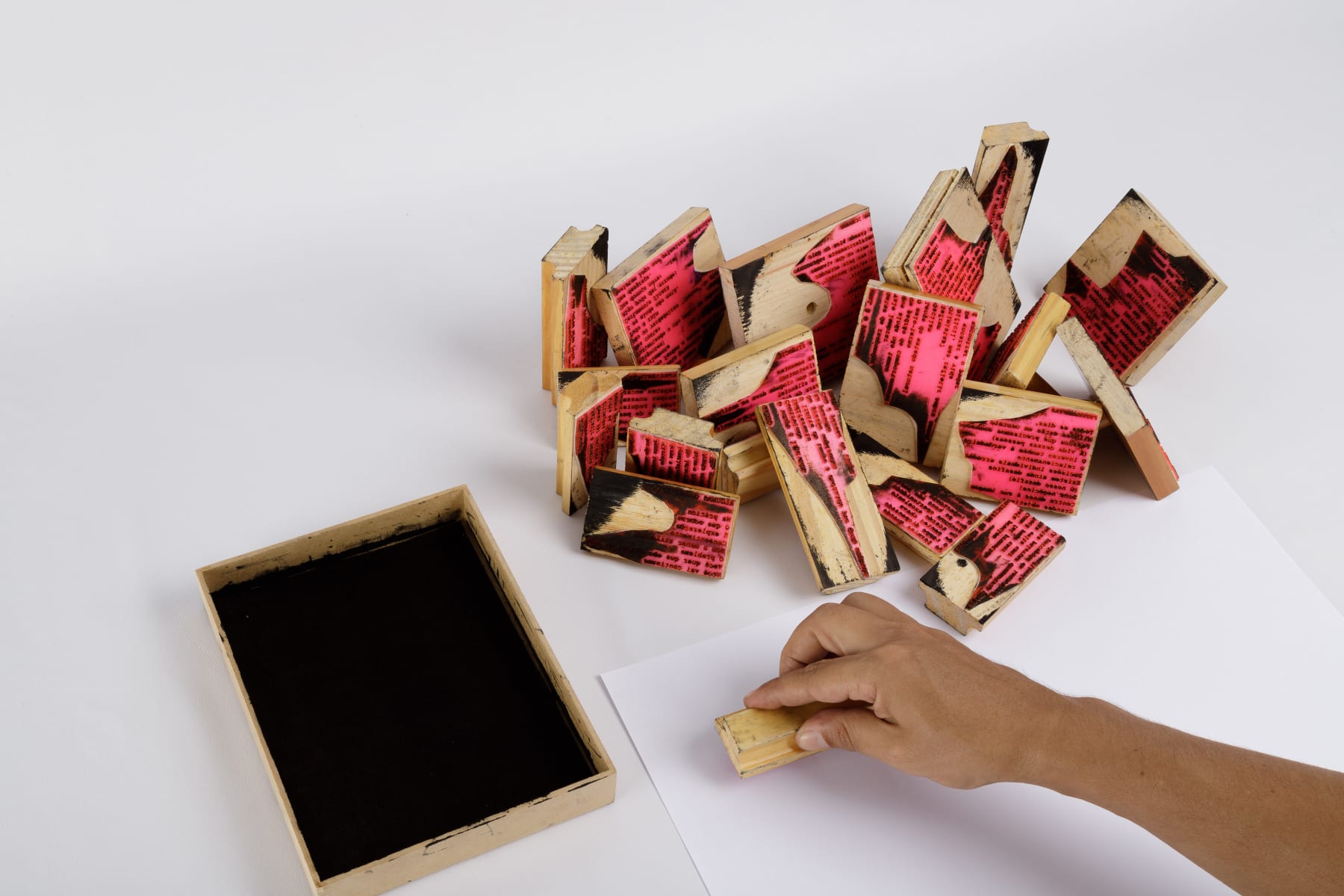 ABRE ALAS #18, Augusto Braz, Poemas Financeiros, 2016-2020