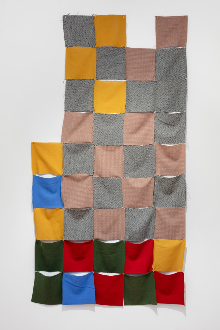 Luisa Brandelli, O terno do boto cor-de-rosa, 2022