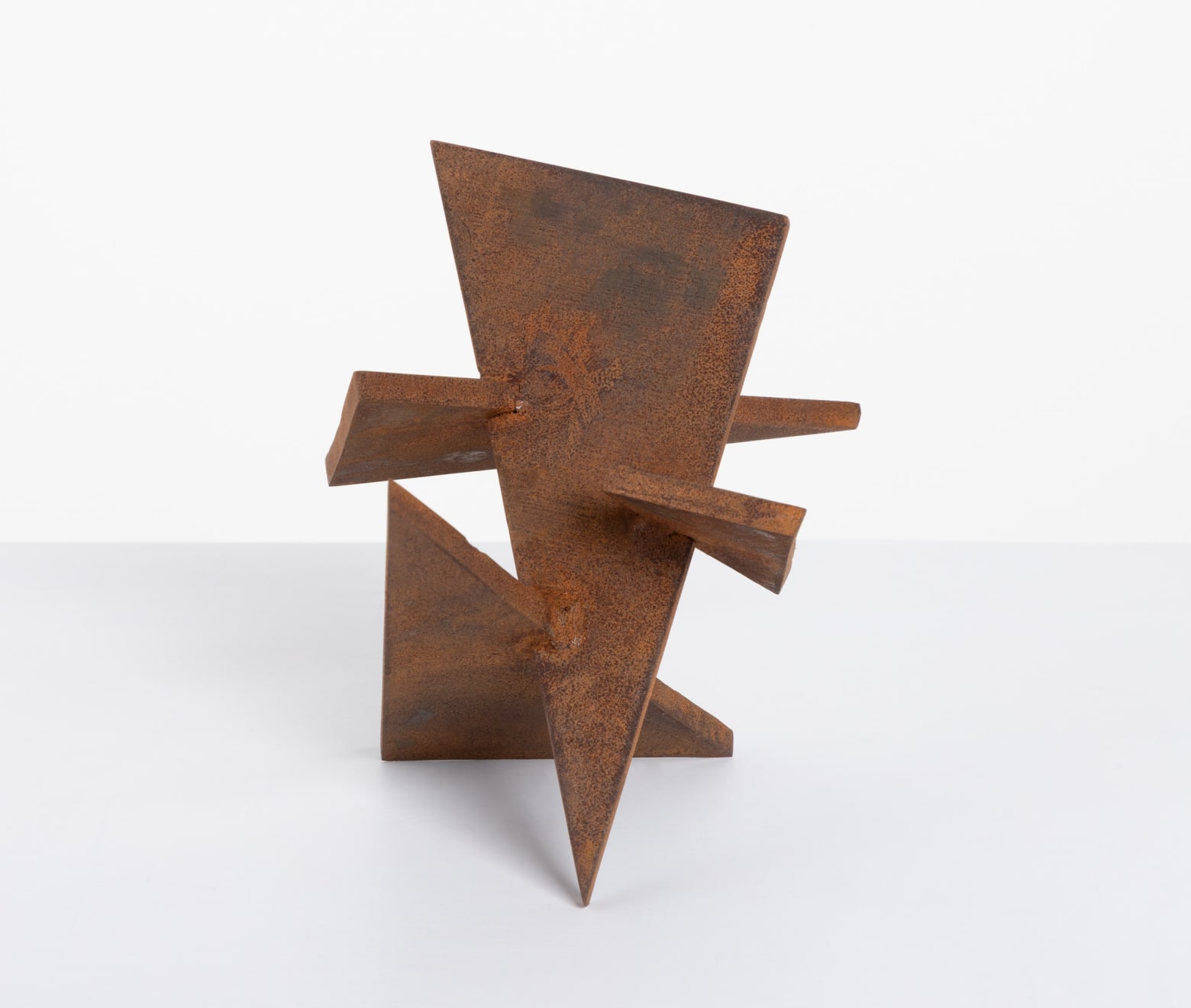 Siwaju, Ìbùsọ (Refúgio), 2025