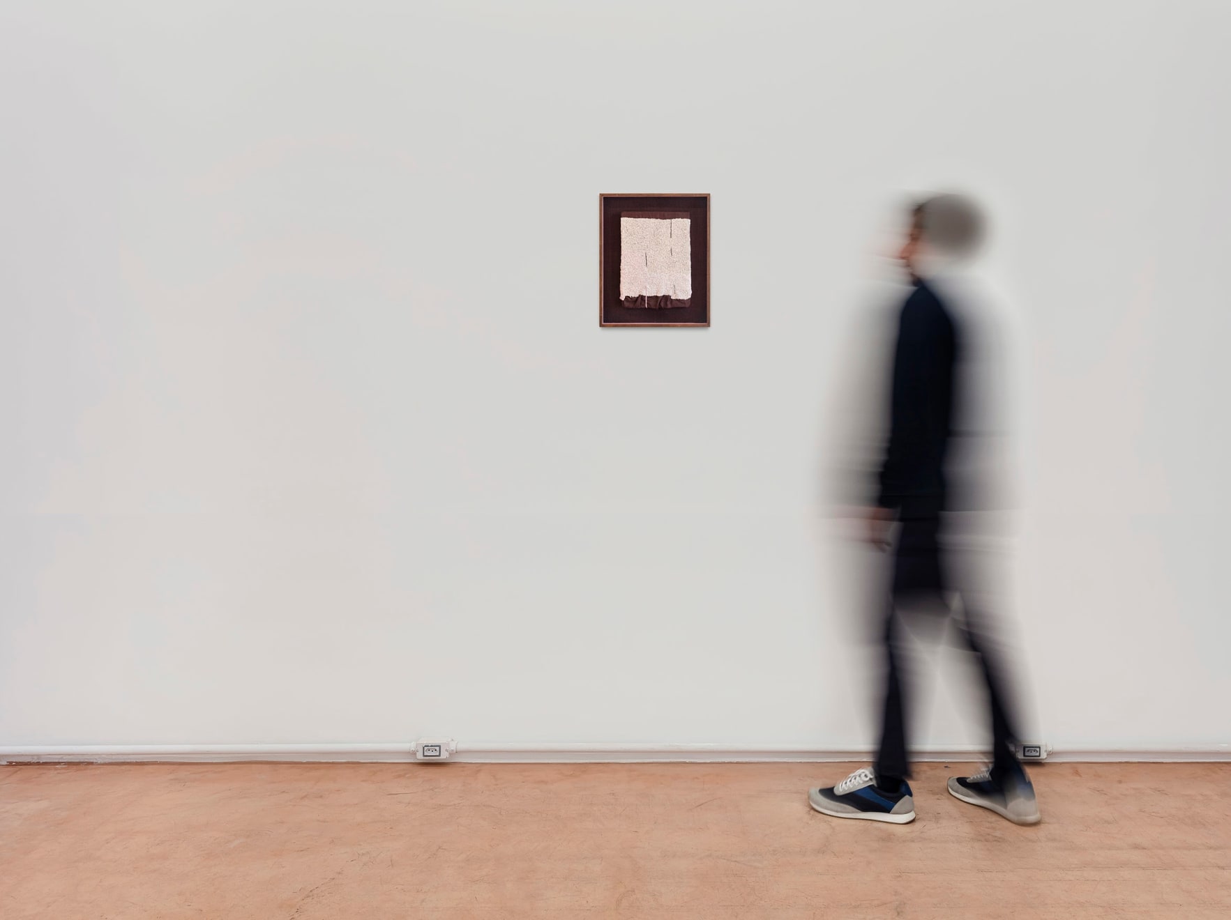 João Modé, Enquanto as pedras esperam, 2022