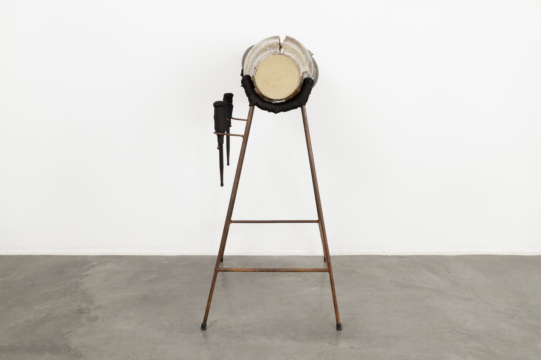 Rodrigo Torres, Sinos D’água, 2022