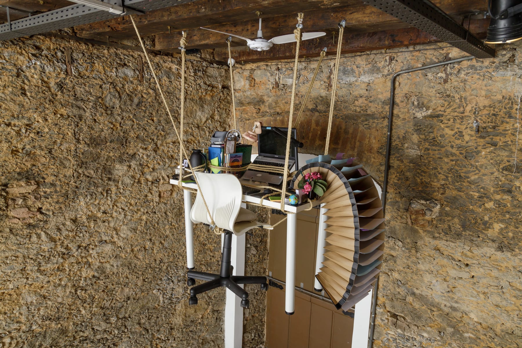 ABRE ALAS #18, Érica Storer, Sonhe Alto Trabalhe Muito - Vá Longe #06, 2022