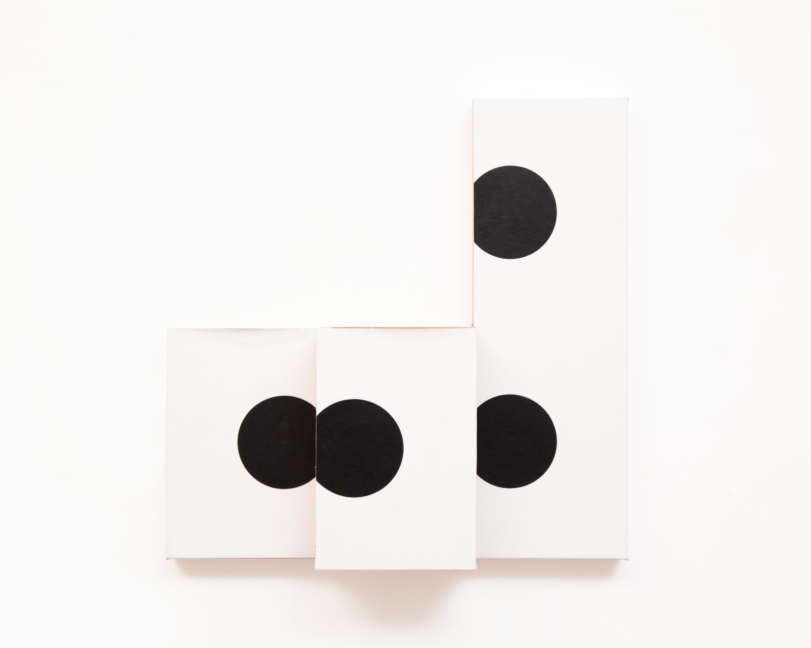 Ana Linnemann, Pintura-dado (a sorte, o acaso e a falta dele), Face 4, 2020/2021