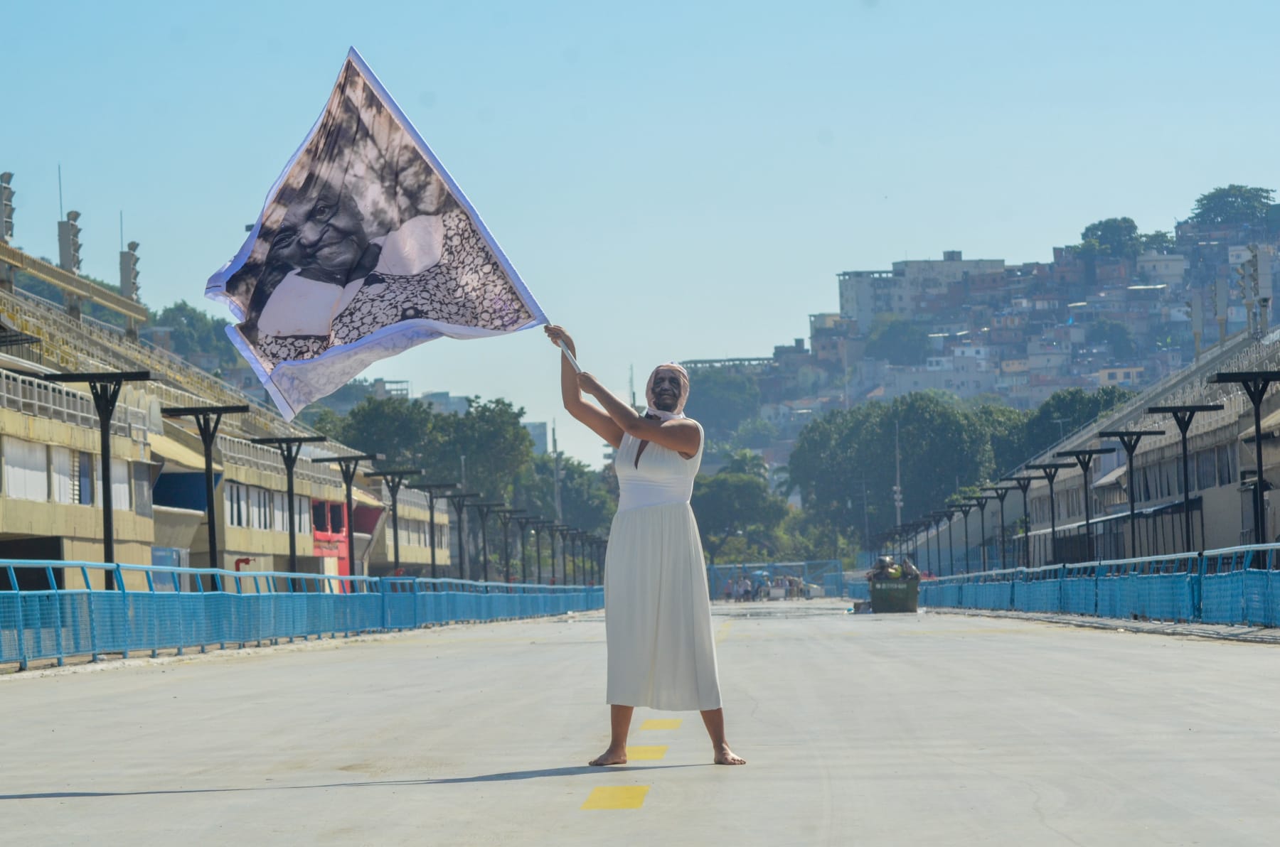 ABRE ALAS #19, Thaís Iroko, Porta-Bandeira do Lembrar, 2022