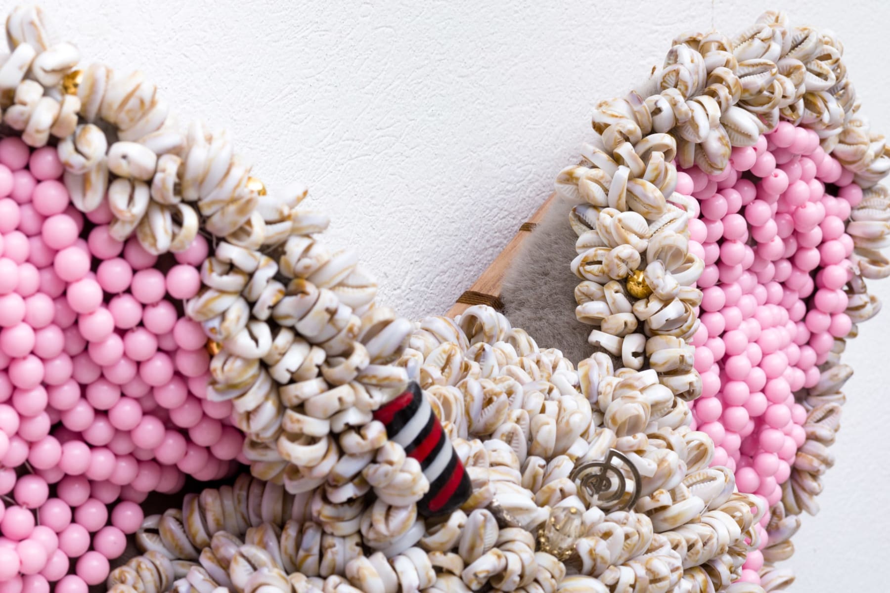 Novíssimo Edgar, O Colonialismo é o Elefante branco do Brasil, 2023