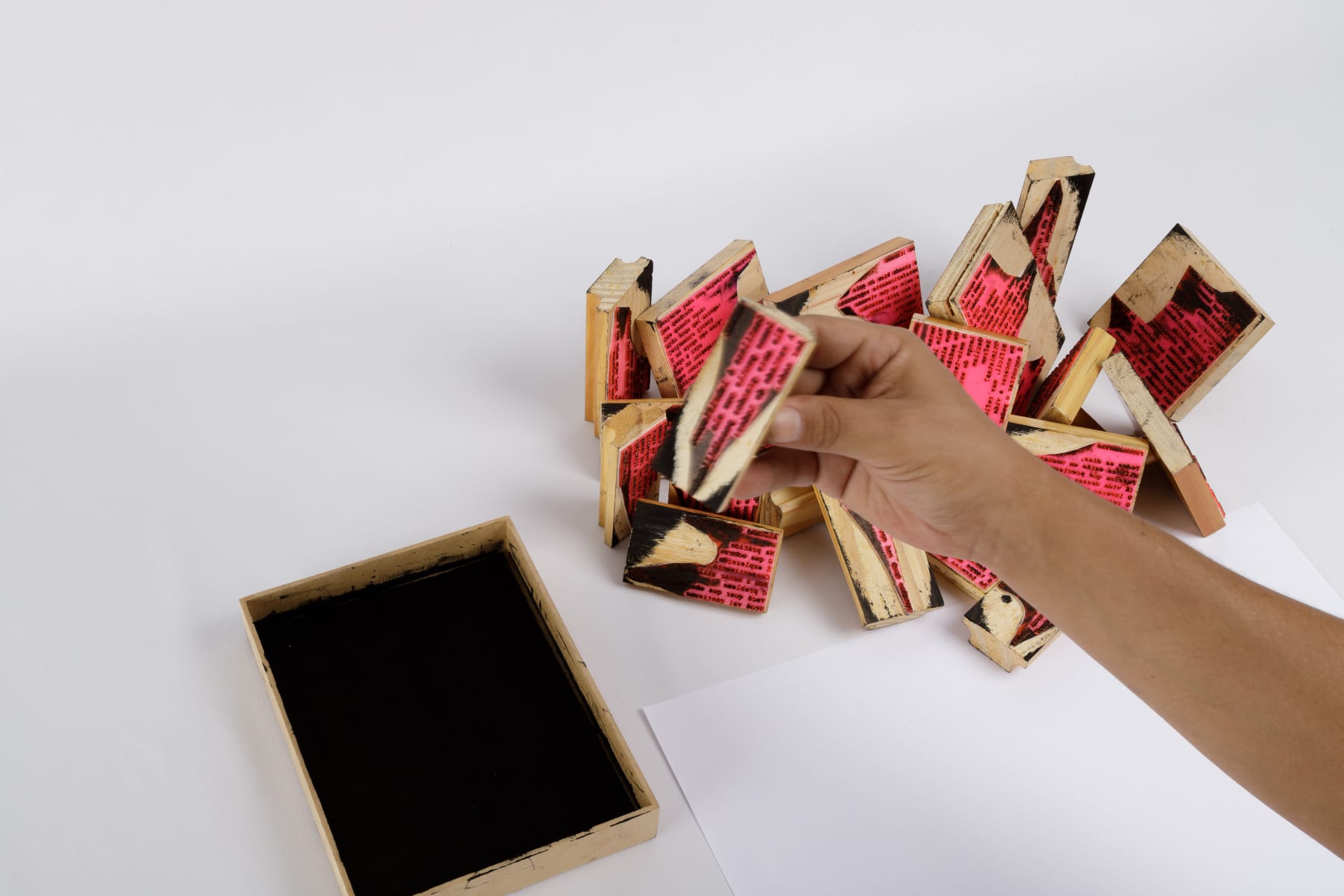 ABRE ALAS #18, Augusto Braz, Poemas Financeiros, 2016-2020